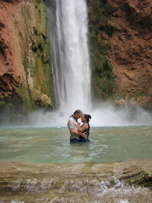 Mooney Falls 2 R40002